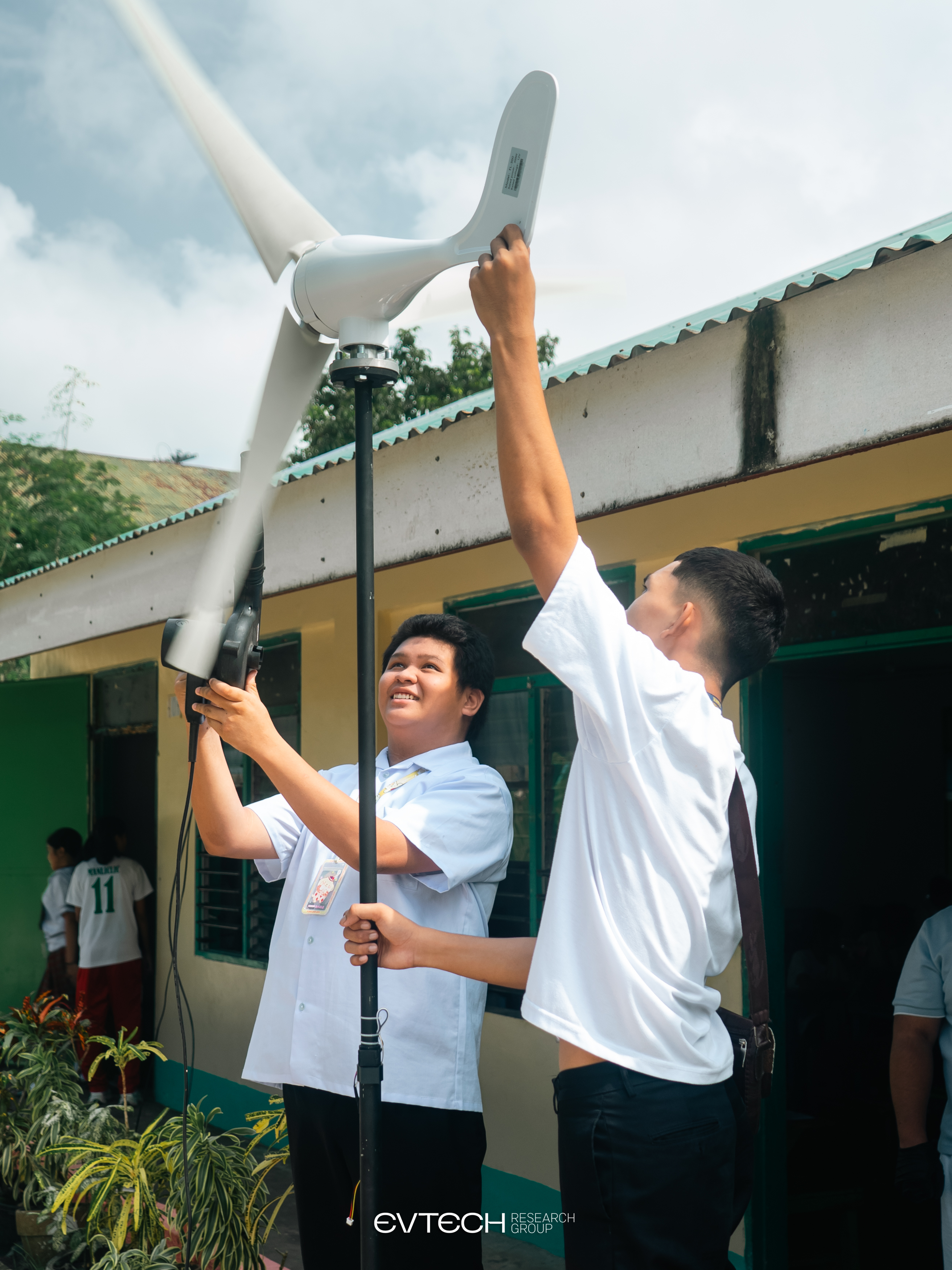 BUILT TO SAVE LIVES: Student researchers take Project NOAH further with real-time flood monitoring — photo 8
