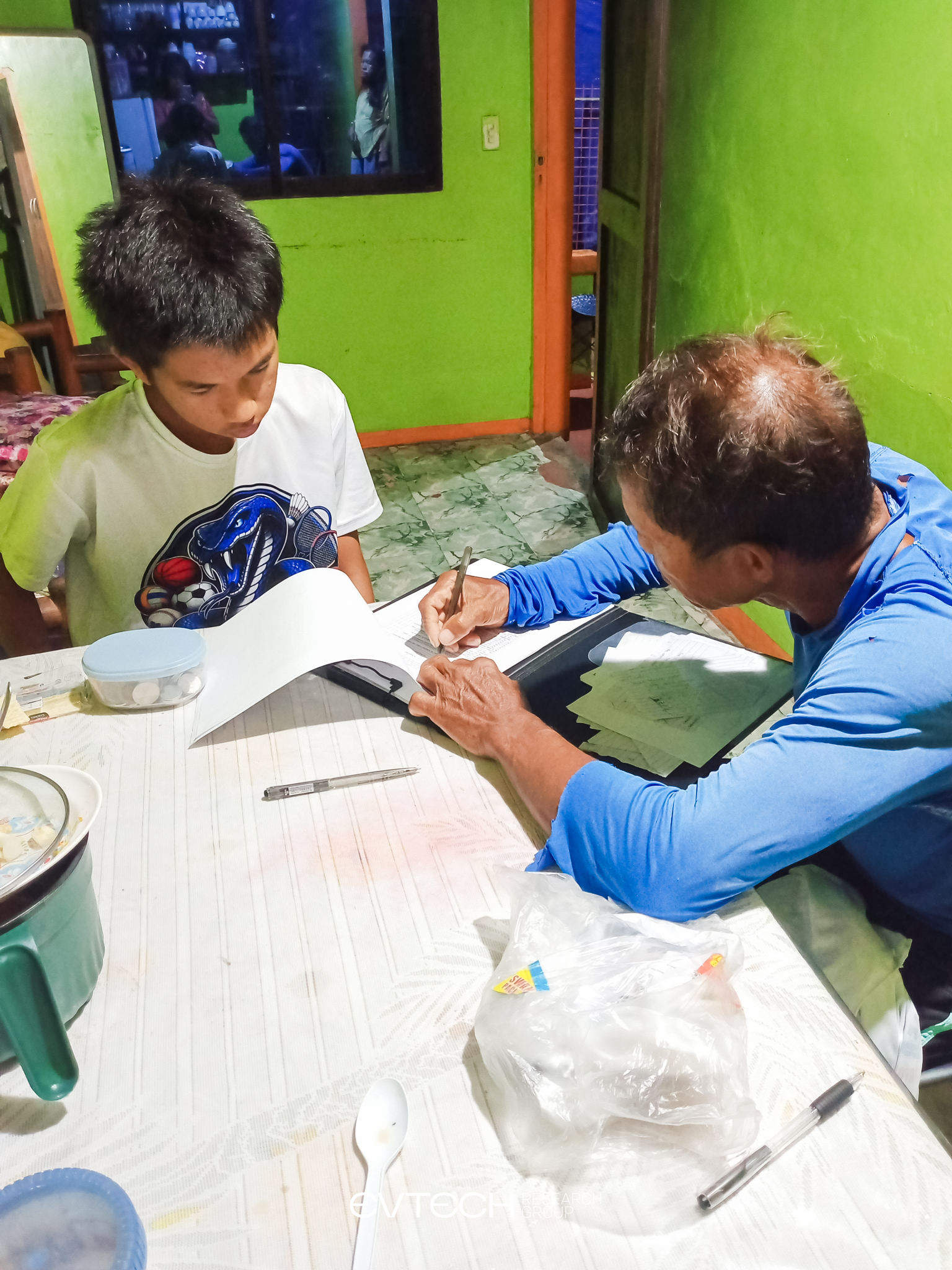 NO MORE LOST AT SEA: Student researchers invent safety tracking system to protect small-boat fishermen — photo 9