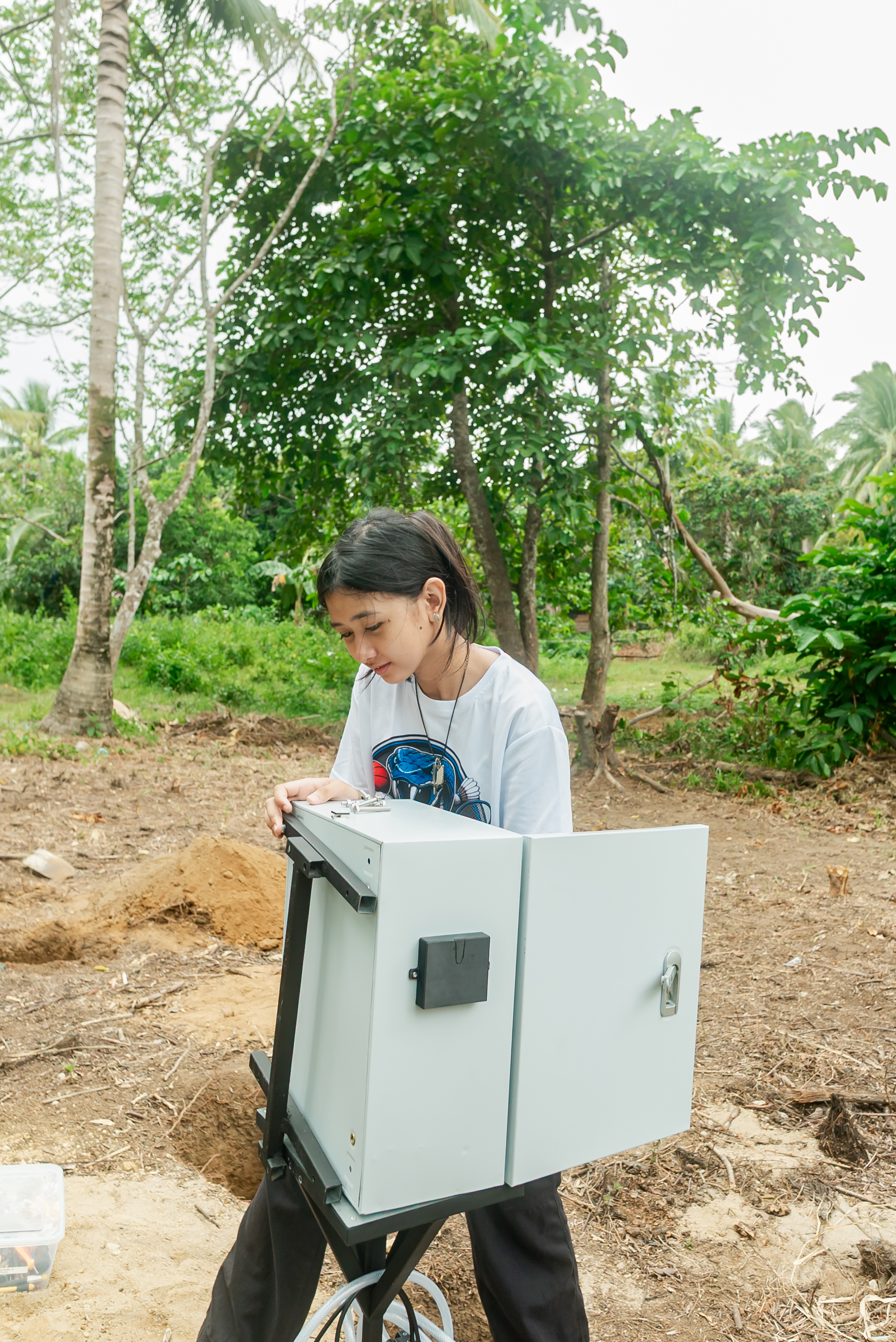 CAN YOU STOP A LANDSLIDE BEFORE IT STARTS? Student researchers invent soil stabilization system — photo 24